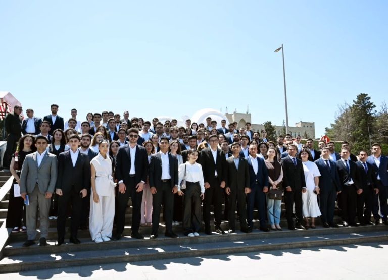 Minister of Youth and Sports Met with the AzTU Student Youth Organization (TGT) Chair