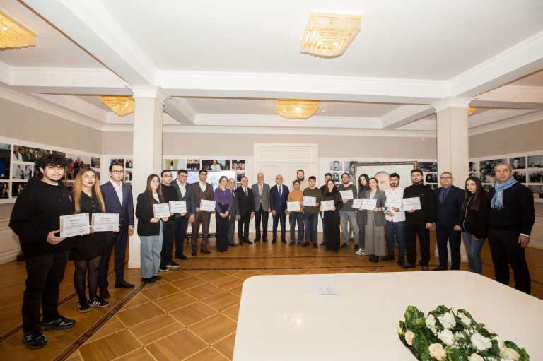 The training session held within the framework of the “ArcGIS for Students” program has concluded