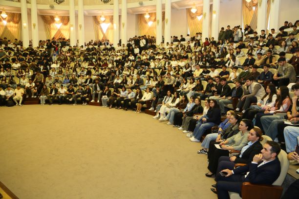 A Meeting Held with First-Year Students of the Faculty of Information Technology and Telecommunications