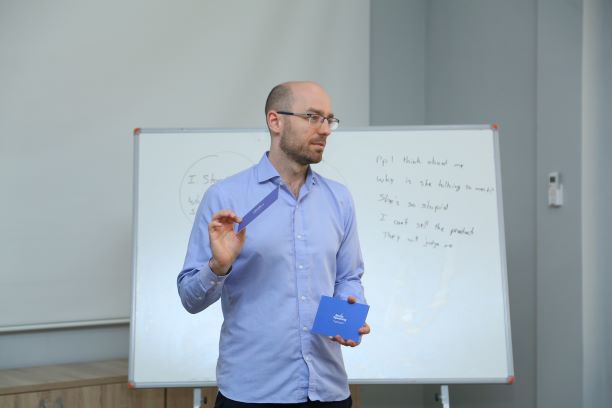 Professor from University of Potsdam Conducts Training at AzTU