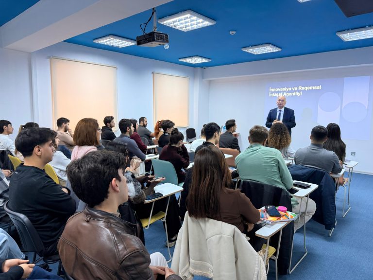 Training on “Startup and Innovation” Held at the AzTU Incubation Center