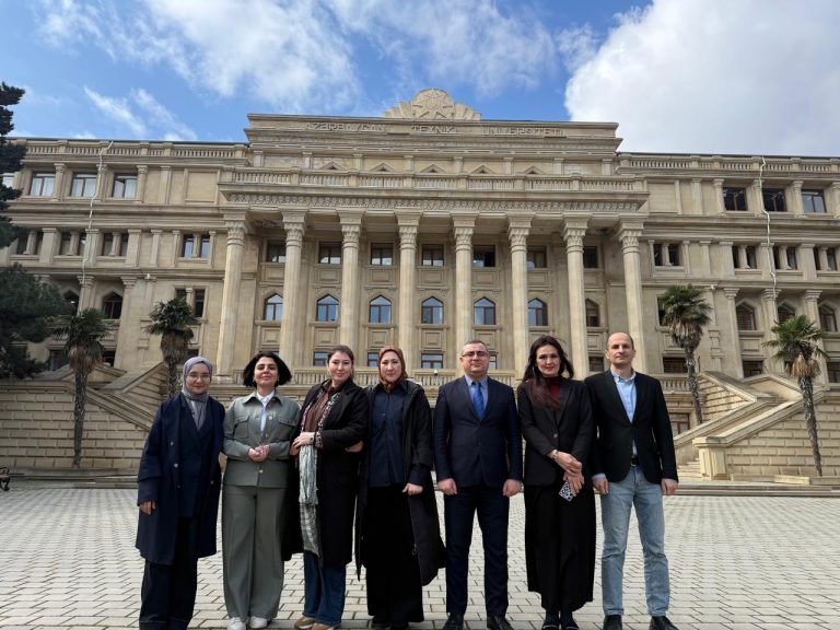 Representatives from an Uzbekistan University Visit AzTU
