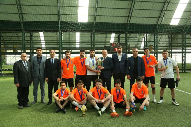 The closing ceremony of the futsal competition dedicated to the 102nd anniversary of the birth of the Great Leader was held